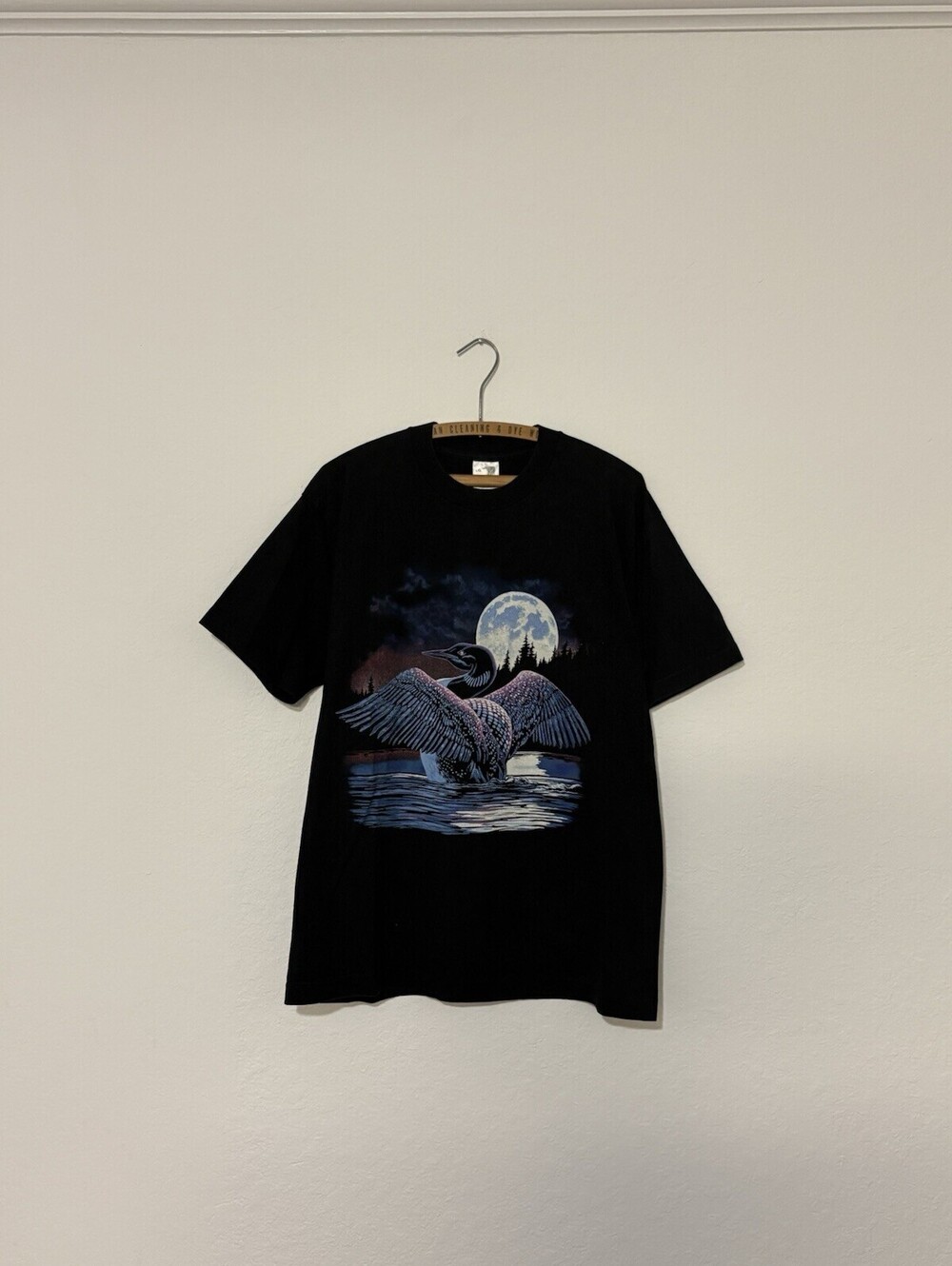 Vintage 90’s Fruit Of The Loom Duck Moon Nature Art Graphic Shirt Size Men’s L